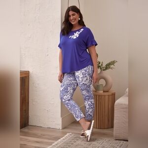 New With Tags‎ Laura Plus Size 16 Paisley Print Slim Leg Pants